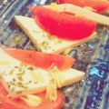トマトとチーズのマリネ - 実際訪問したユーザーが直接撮影して投稿した取手魚介 / 海鮮料理北勝の写真のメニュー情報