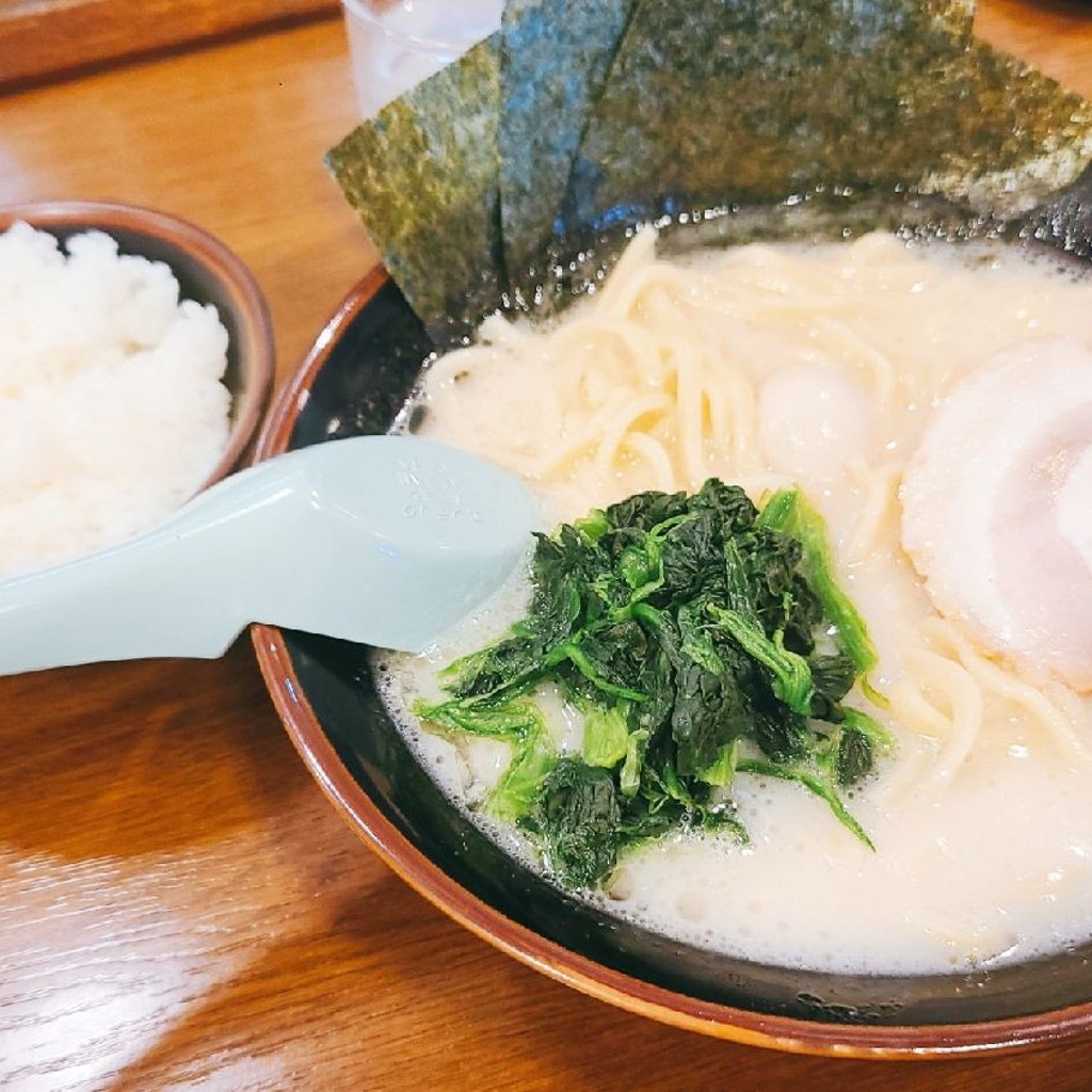 ユーザーが投稿したラーメンの写真 - 実際訪問したユーザーが直接撮影して投稿した仲町ラーメン / つけ麺とりとんの写真