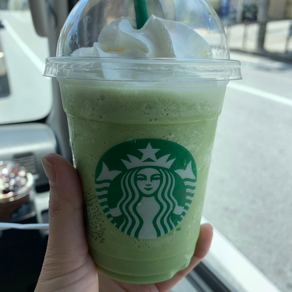 ユーザーが投稿した抹茶クリームフラペチーノの写真 - 実際訪問したユーザーが直接撮影して投稿した松島カフェスターバックスコーヒー 沖縄真嘉比店の写真