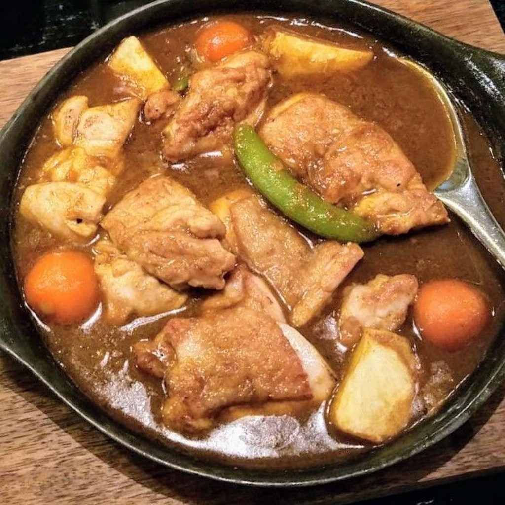 ユーザーが投稿したチキンカレーの写真 - 実際訪問したユーザーが直接撮影して投稿した片柳町洋食カフェレストラン すいごうの写真