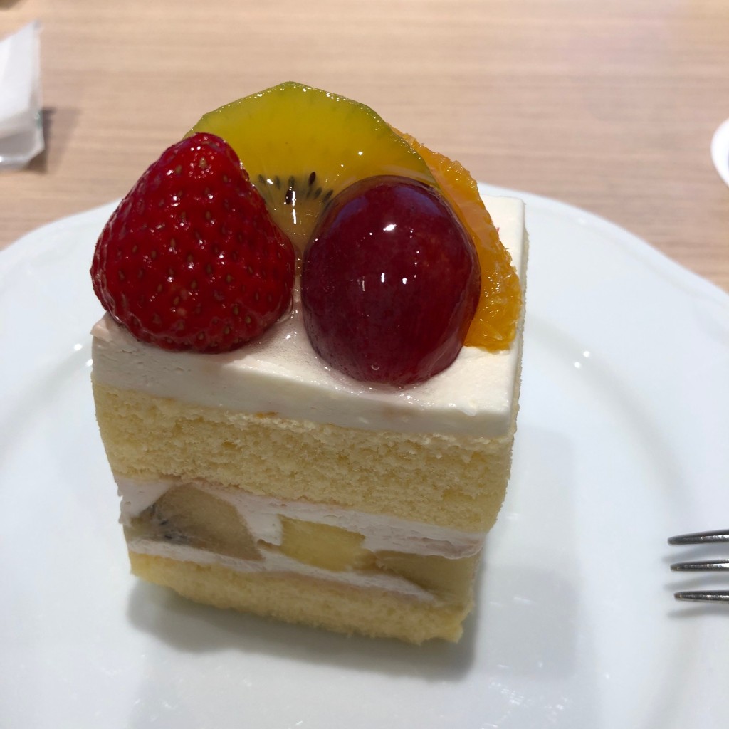 ユーザーが投稿した喫茶ケーキの写真 - 実際訪問したユーザーが直接撮影して投稿した南藤沢ケーキ京橋千疋屋 小田急藤沢店の写真