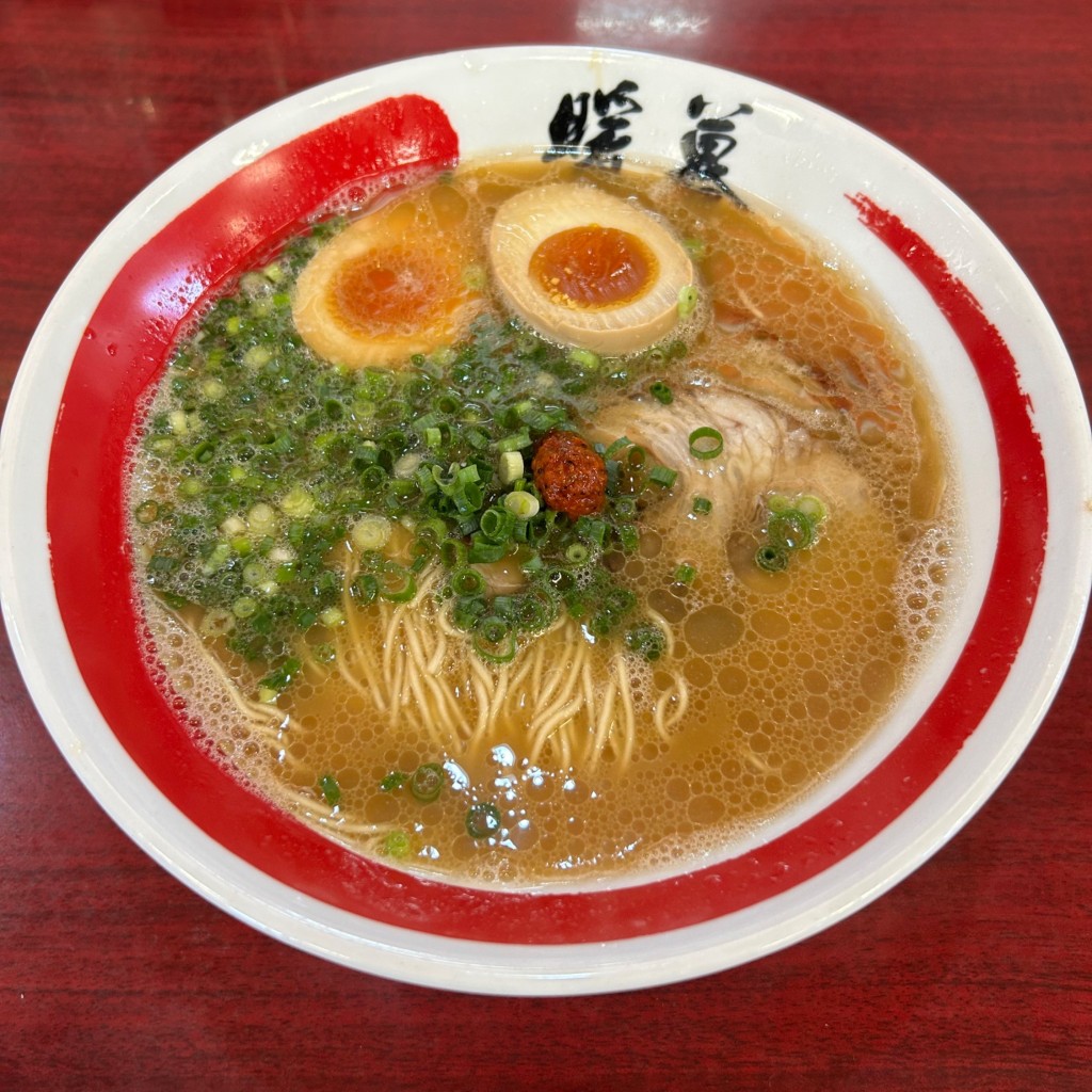 ユーザーが投稿した半熟煮玉子ラーメンの写真 - 実際訪問したユーザーが直接撮影して投稿したラーメン専門店ラーメン暖暮 トリアス久山店の写真