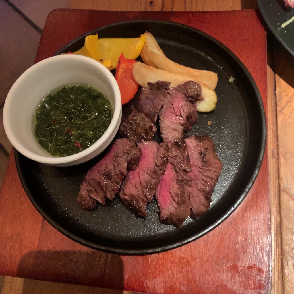 ユーザーが投稿したアンガス牛ハラミ肉の鉄板焼きの写真 - 実際訪問したユーザーが直接撮影して投稿した新港洋食goodspoonの写真