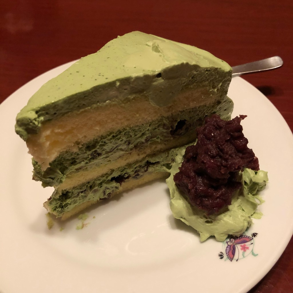 ユーザーが投稿した抹茶小豆のケーキの写真 - 実際訪問したユーザーが直接撮影して投稿した紫塚定食屋きよみずの写真