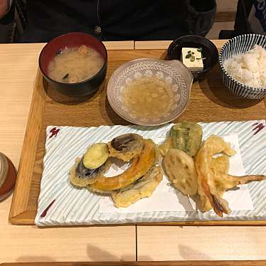 実際訪問したユーザーが直接撮影して投稿した天神居酒屋博多海鮮食堂 魚吉の写真