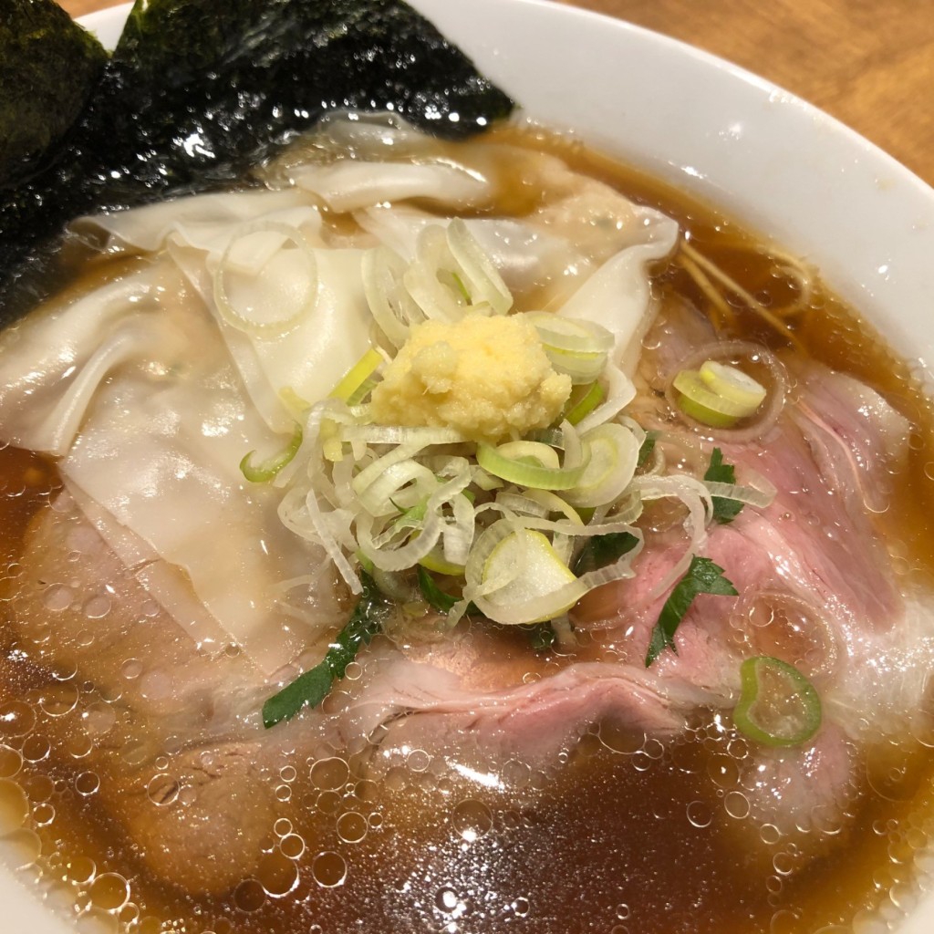 ユーザーが投稿したワンタンめんの写真 - 実際訪問したユーザーが直接撮影して投稿した渋谷ラーメン専門店麺屋TAMOTSUの写真