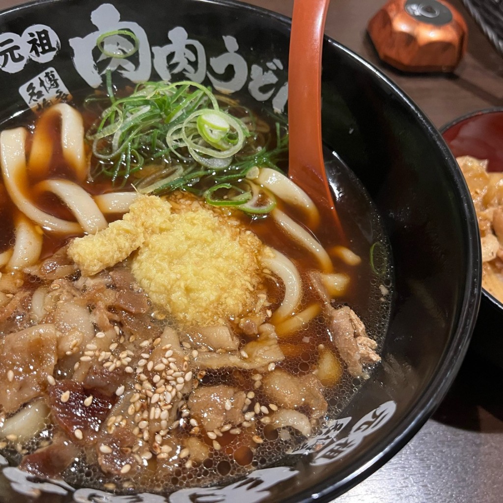 ユーザーが投稿した豚丼セット肉肉うどんの写真 - 実際訪問したユーザーが直接撮影して投稿した向野うどん元祖 肉肉うどん 大橋店の写真