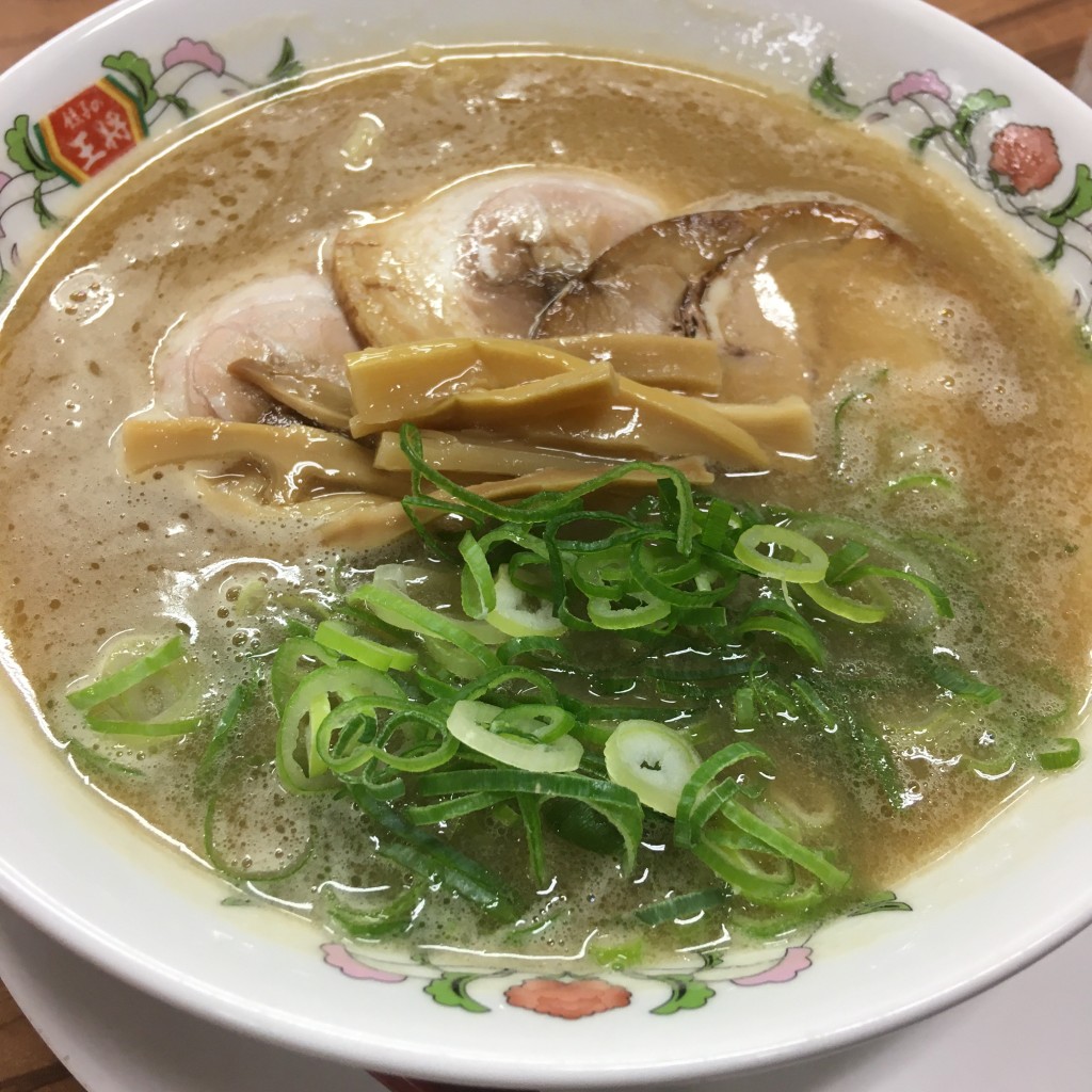 ユーザーが投稿したこってりラーメンの写真 - 実際訪問したユーザーが直接撮影して投稿した松山町餃子餃子の王将 皇子山店の写真