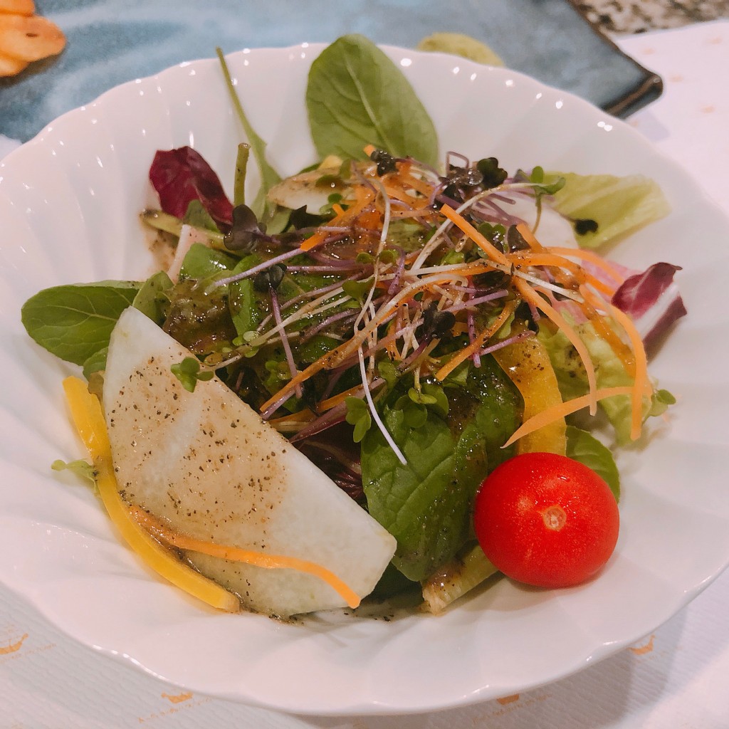 ユーザーが投稿したサラダの写真 - 実際訪問したユーザーが直接撮影して投稿した北長狭通ステーキ神戸ステーキレストラン モーリヤ 三宮店の写真
