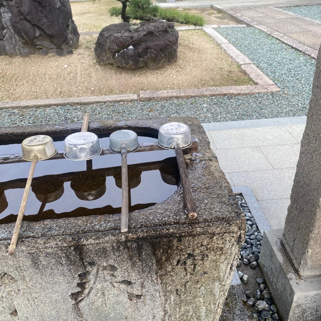 実際訪問したユーザーが直接撮影して投稿した高井町地域名所手水舎(西林寺)の写真