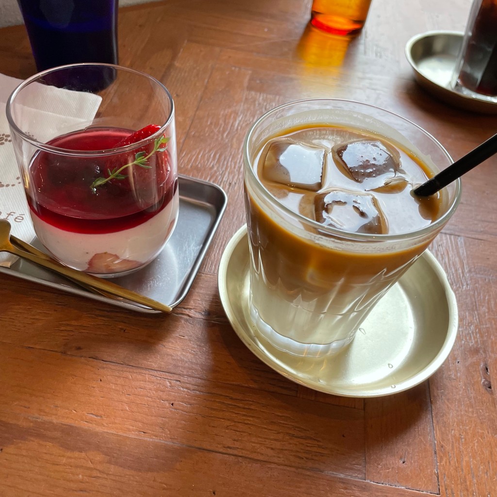 ypomkさんが投稿した香澄町カフェのお店ツキ コーヒースタンド/Tsuki Coffee Standの写真