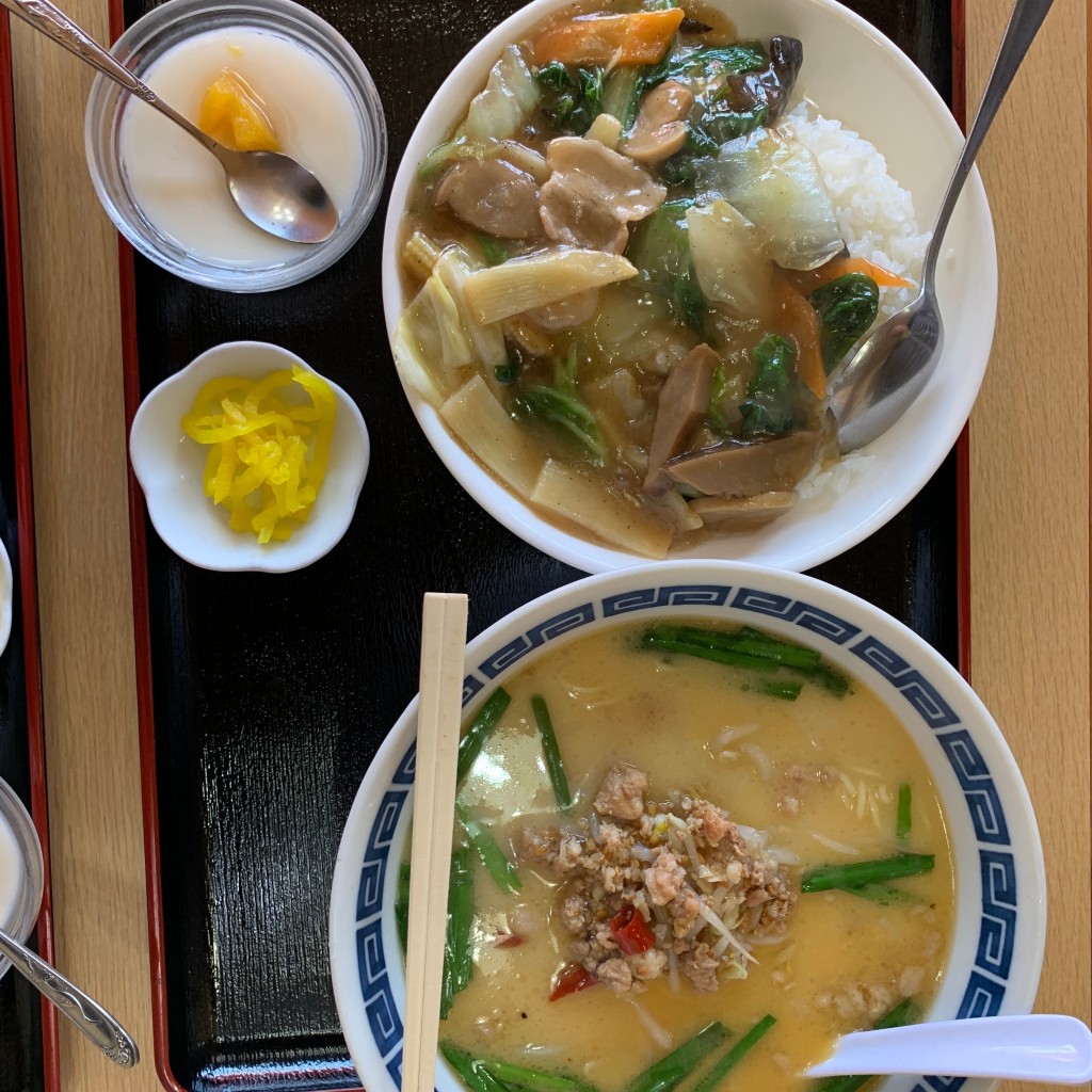 ユーザーが投稿した台湾ラーメンと中華丼の写真 - 実際訪問したユーザーが直接撮影して投稿した廿治中華料理紅虎菜館の写真