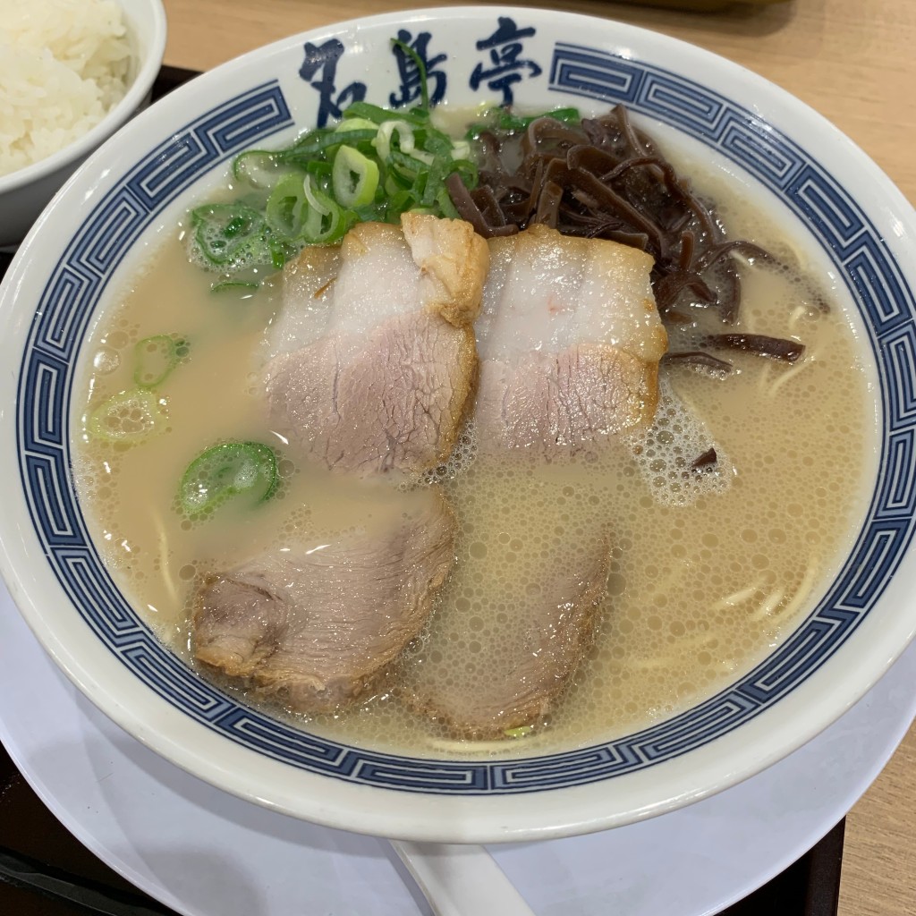 食レポ見習いさんが投稿した地行浜ラーメン / つけ麺のお店元祖名島亭マークイズ福岡ももち店の写真