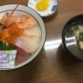 実際訪問したユーザーが直接撮影して投稿した安食中町丼もの市場の食堂の写真