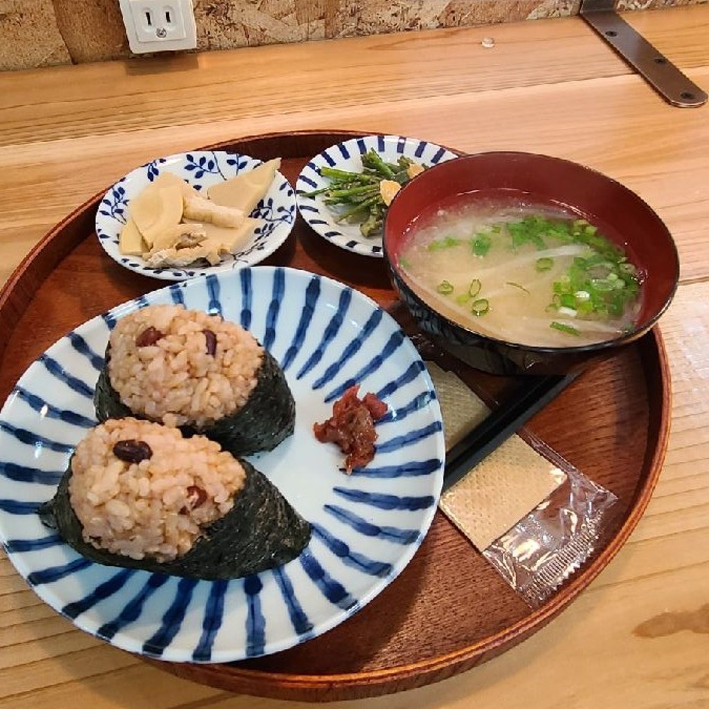 くまくまくまーさんが投稿した栗須喫茶店のお店いきる茶店/イキルチャミセの写真