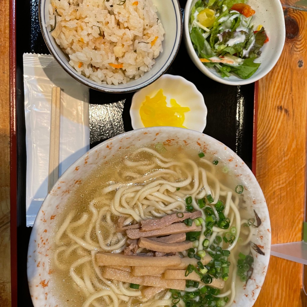 またあおーぜヨッスィーニぃさんが投稿した上野沖縄料理のお店みやら製麺/ミヤラセイメンの写真