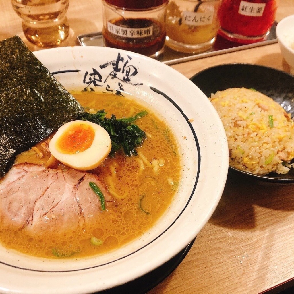 実際訪問したユーザーが直接撮影して投稿した稲荷町ラーメン / つけ麺ラーメン横濱家 深谷店の写真