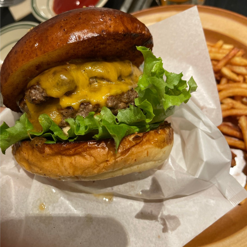 [東京の一度は食べたいハンバーガー🍔]をテーマに、LINE PLACEのユーザーkyoudokoさんがおすすめするグルメ店リストの代表写真