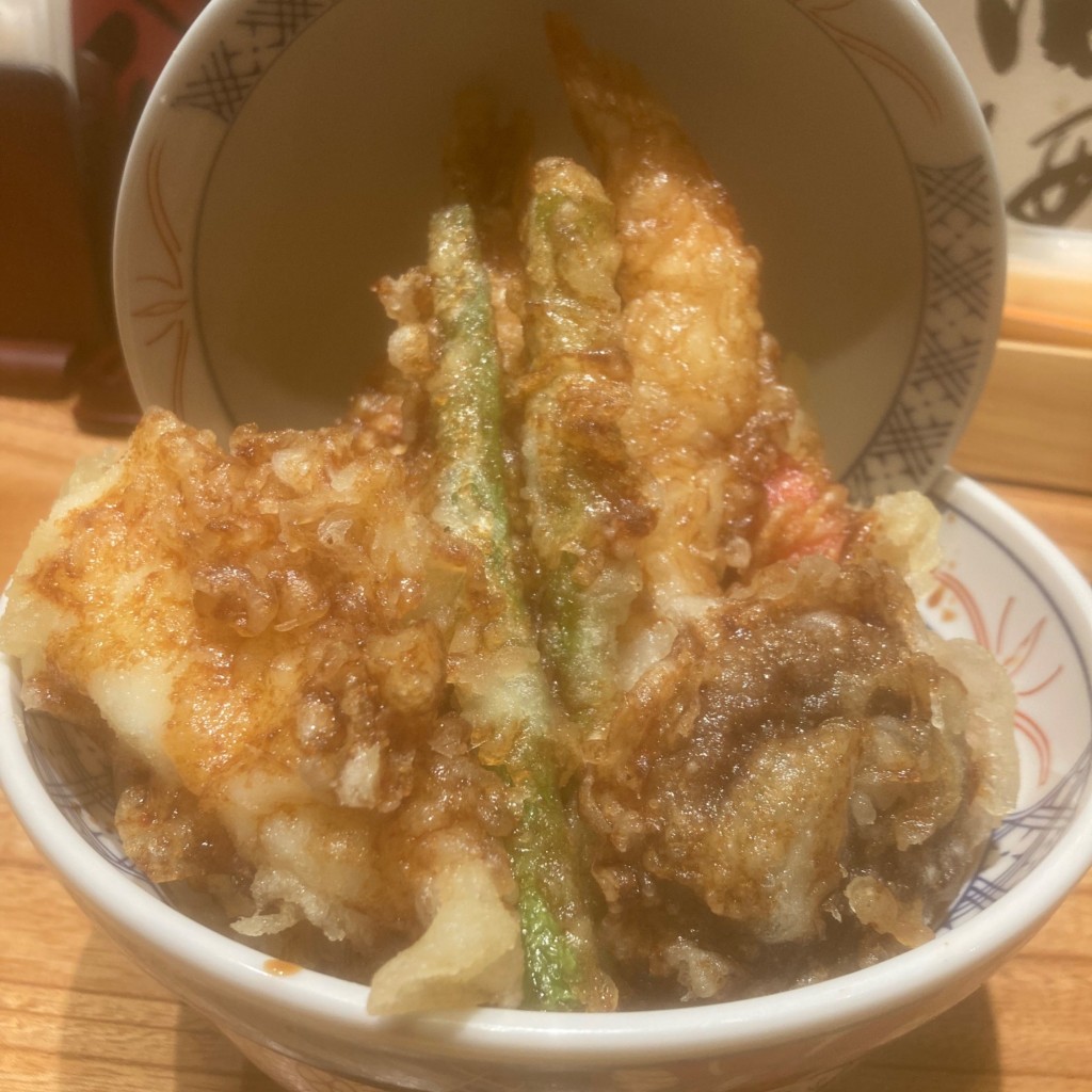 ユーザーが投稿した(Lunch)琥珀天丼の写真 - 実際訪問したユーザーが直接撮影して投稿した日本橋室町天丼天丼 琥珀 COREDO室町テラス店の写真