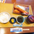 エビフライ定食 - 実際訪問したユーザーが直接撮影して投稿した栄魚介 / 海鮮料理まるは食堂 ラシック店の写真のメニュー情報