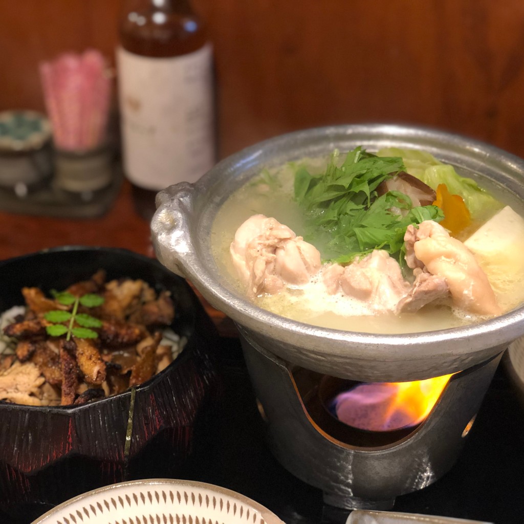 ユーザーが投稿したとりまぶし水炊きセット 温玉の写真 - 実際訪問したユーザーが直接撮影して投稿した中洲鶏料理とりまぶしの写真