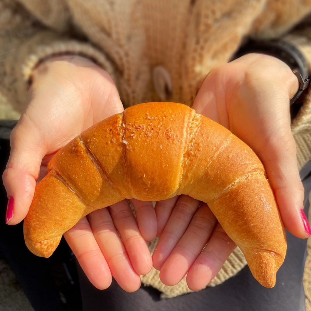 ユーザーが投稿した塩パンロールあんバターの写真 - 実際訪問したユーザーが直接撮影して投稿した砂子ベーカリーポンパドウル ウィング川崎店の写真