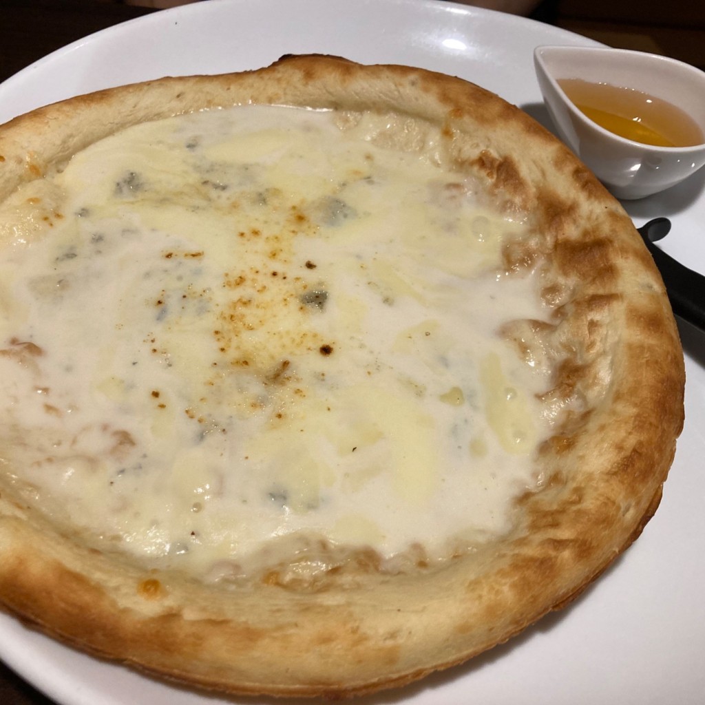 ユーザーが投稿したゴルゴンゾーラピザの写真 - 実際訪問したユーザーが直接撮影して投稿した広畑区小坂洋食BABYFACE Planet's 姫路店の写真