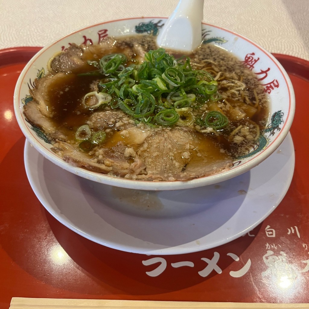 ユーザーが投稿した醤油肉入ラーメンの写真 - 実際訪問したユーザーが直接撮影して投稿した二方町ラーメン専門店ラーメン魁力屋 mozoワンダーシティ店の写真