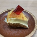 バスクチーズケーキ - 実際訪問したユーザーが直接撮影して投稿した新町ケーキラ シュエットの写真のメニュー情報