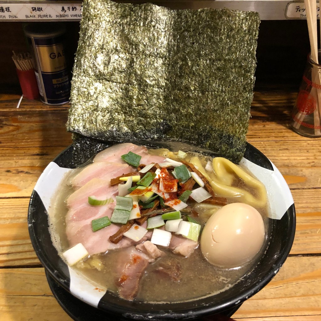 ちちまさんが投稿した歌舞伎町ラーメン / つけ麺のお店すごい煮干ラーメン凪 新宿ゴールデン街 本館/スゴイニボシラーメンナギ シンジュクゴールデンガイ ホンカンの写真