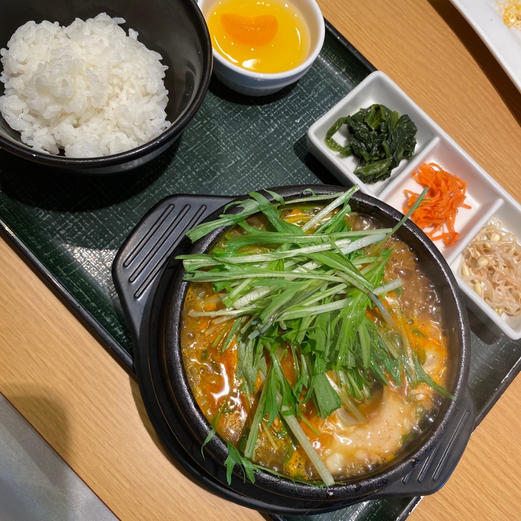 ユーザーが投稿した牛カルビと水菜のスLunchの写真 - 実際訪問したユーザーが直接撮影して投稿した老松韓国料理東京純豆腐 アミュプラザ宮崎店の写真