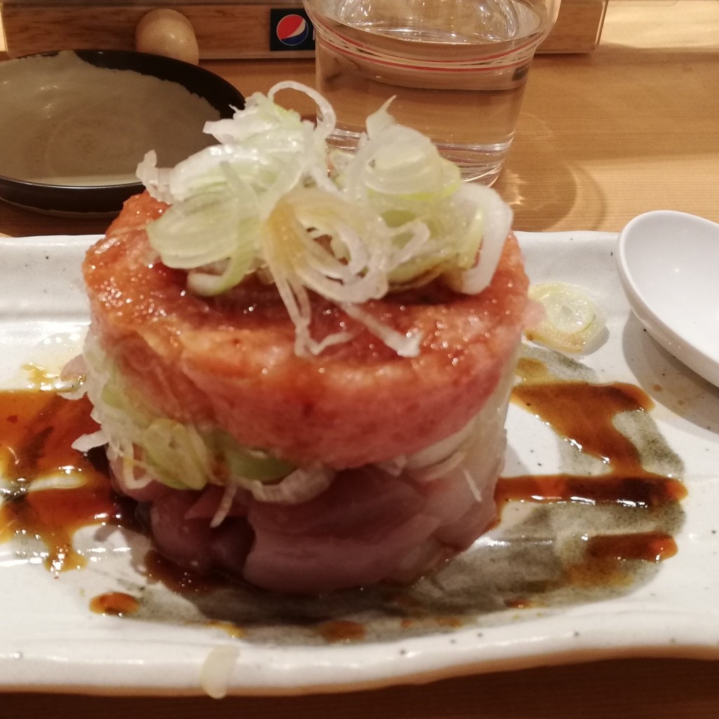 ユーザーが投稿した海鮮ねぎユッケの写真 - 実際訪問したユーザーが直接撮影して投稿した高島定食屋築地食堂 源ちゃん 横浜スカイビル店の写真