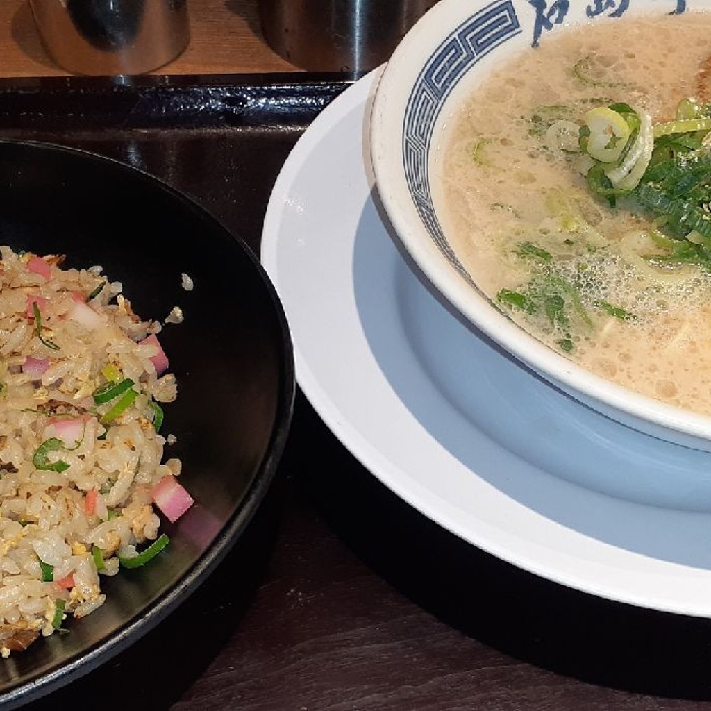 wajirogumi765さんが投稿した博多駅中央街ラーメン / つけ麺のお店名島亭博多デイトス店/なじまていはかたでいすとあの写真