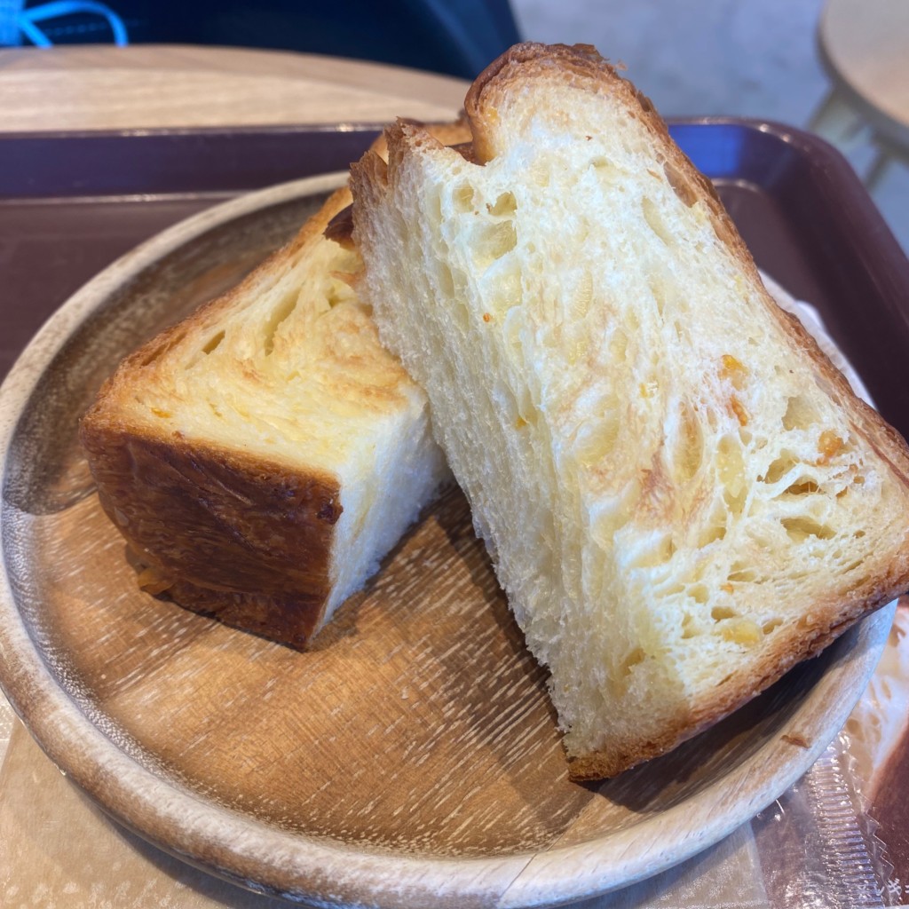 ユーザーが投稿したオレンジ厚切トーストの写真 - 実際訪問したユーザーが直接撮影して投稿した虎ノ門カフェカフェ MIYABI オランダヒルズ店の写真