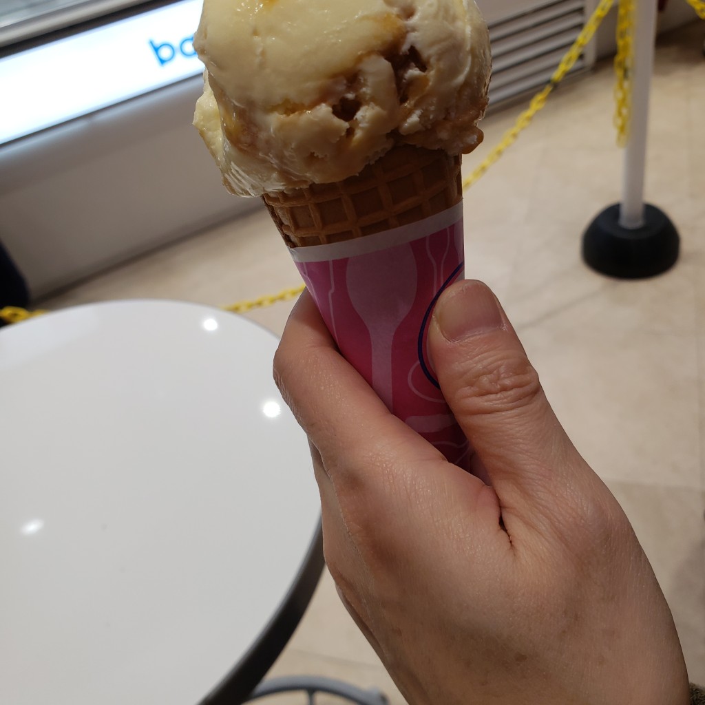 ユーザーが投稿したキャラメルリボンの写真 - 実際訪問したユーザーが直接撮影して投稿した御幸通アイスクリームサーティワンアイスクリーム 三宮フラワーロード店の写真