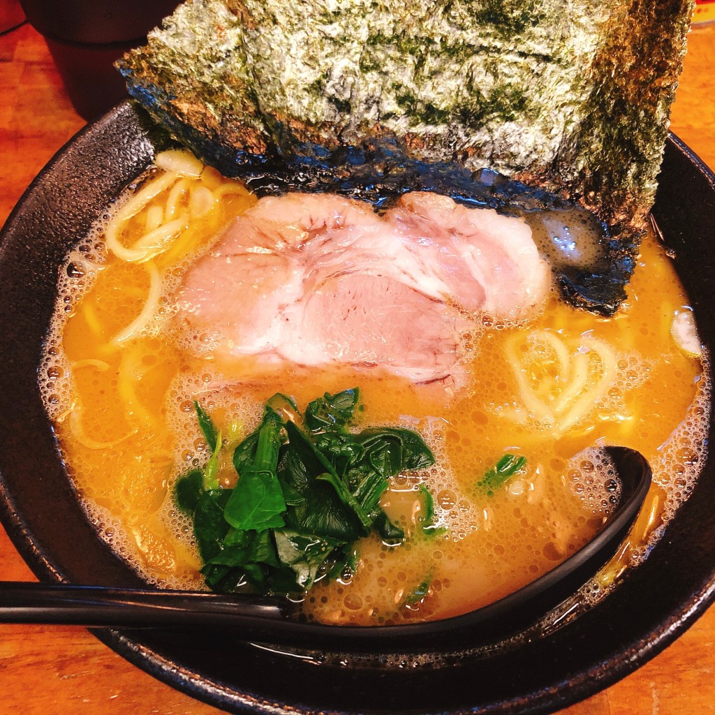 こぱんださんが投稿した一番町ラーメン専門店のお店家系ラーメン 傳助/でんすけの写真