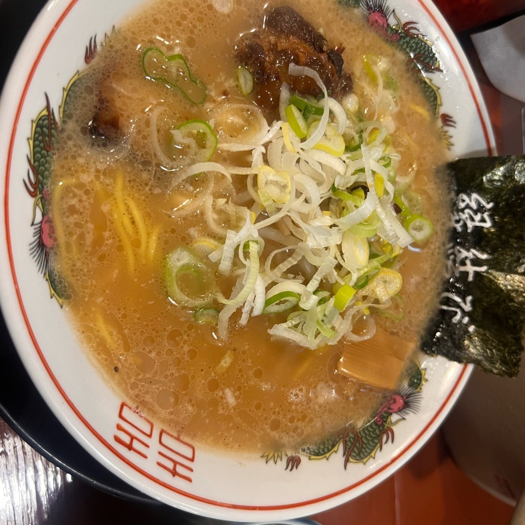 ユーザーが投稿したしあわせラーメンの写真 - 実際訪問したユーザーが直接撮影して投稿した巽中ラーメン / つけ麺豚吉 花丸軒の写真