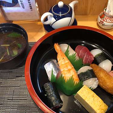 実際訪問したユーザーが直接撮影して投稿した西阿倉川寿司寿司天ぷら 公太郎の写真