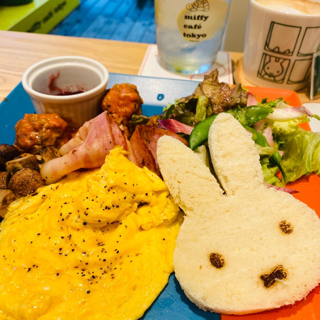 meghinaさんが投稿した代官山町カフェのお店miffy cafe tokyo/ミッフィー カフェ トーキョーの写真