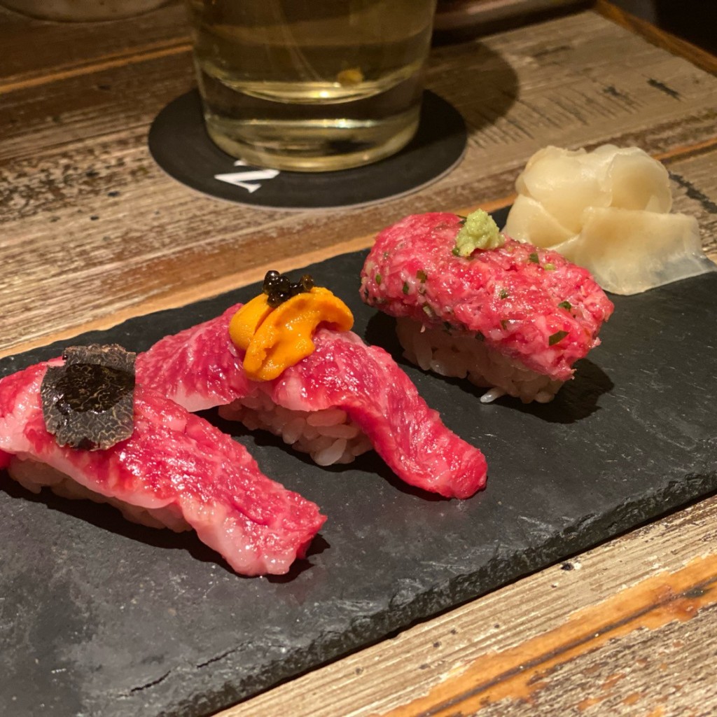 ユーザーが投稿した牛肉寿司選べる3貫盛りの写真 - 実際訪問したユーザーが直接撮影して投稿した恵比寿西焼肉代官山焼肉 kintanの写真