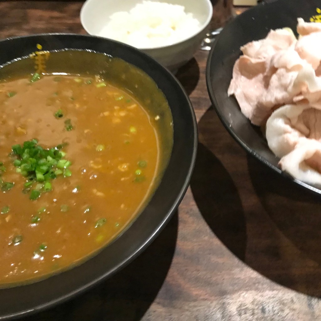 ユーザーが投稿したカレーつけ麺の写真 - 実際訪問したユーザーが直接撮影して投稿した南青山ラーメン専門店かれー麺 実之和 青山店の写真