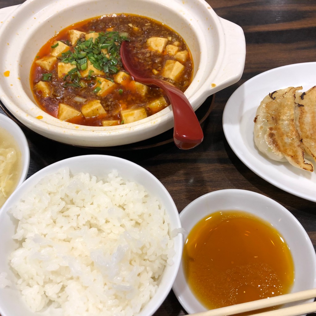 ユーザーが投稿した四川麻婆豆腐定食の写真 - 実際訪問したユーザーが直接撮影して投稿した千日前餃子珉珉 南千日前本店の写真