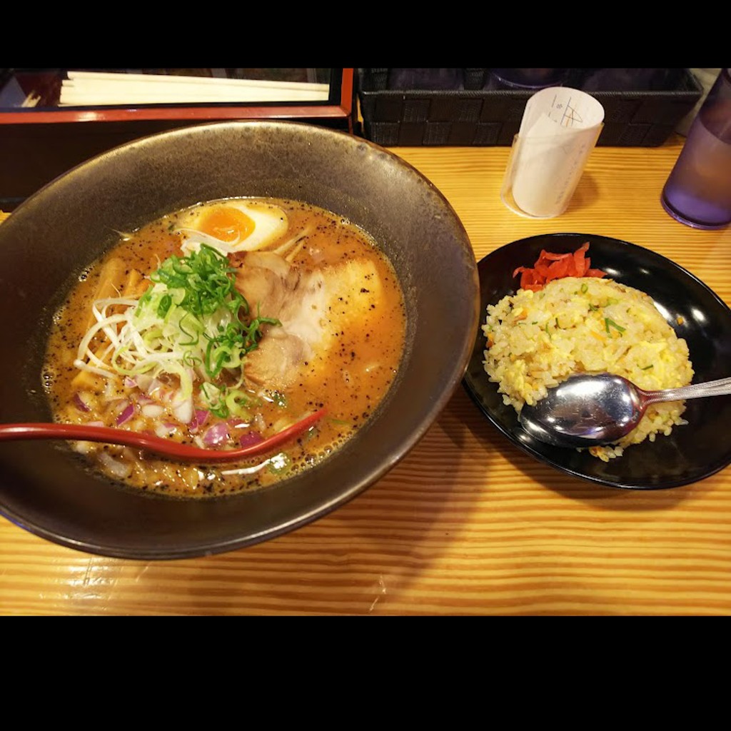 ユーザーが投稿したラーメンの写真 - 実際訪問したユーザーが直接撮影して投稿した鴨部ラーメン / つけ麺國丸 土佐道路店の写真