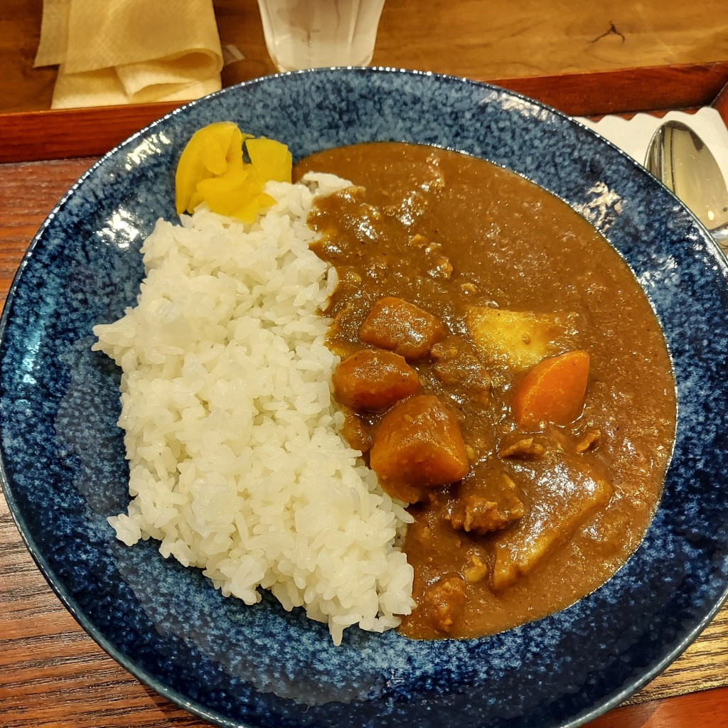 カレ哲さんが投稿した鷹匠カレーのお店カレー屋 あまりろの写真