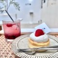 スフベチーズケーキ (イチゴ) - 実際訪問したユーザーが直接撮影して投稿した南船場カフェotto coffee&sweetsの写真のメニュー情報