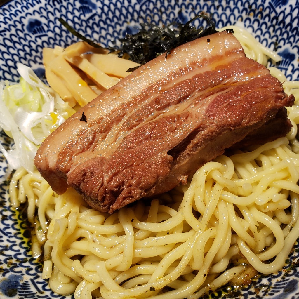 ユーザーが投稿したガブリ豚油そばの写真 - 実際訪問したユーザーが直接撮影して投稿した中野ラーメン / つけ麺東京煮干屋本舗 中野駅前店の写真
