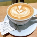 LATTE - 実際訪問したユーザーが直接撮影して投稿した千駄ヶ谷カフェVERVE COFFEE 新宿NEWoMan店の写真のメニュー情報