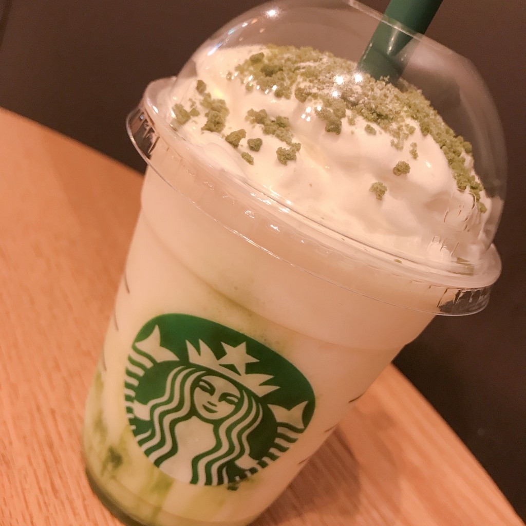 ユーザーが投稿した抹茶ホワイトチョコレートフラペチーノの写真 - 実際訪問したユーザーが直接撮影して投稿した上野カフェスターバックスコーヒー パルコヤ上野店の写真