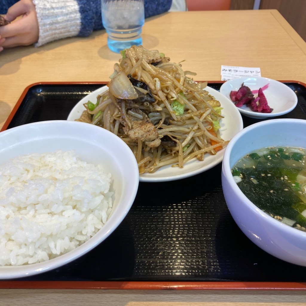 ユーザーが投稿した野菜炒め定食の写真 - 実際訪問したユーザーが直接撮影して投稿した町前ラーメン / つけ麺東龍の写真