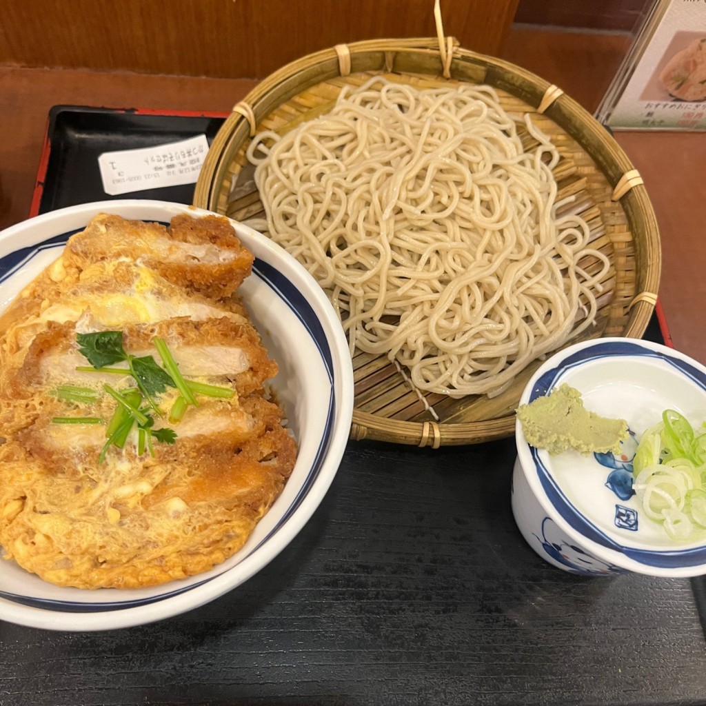 ユーザーが投稿したかつ丼かけの写真 - 実際訪問したユーザーが直接撮影して投稿した道玄坂うどん信州屋 渋谷店の写真